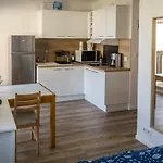 Moderne Acces Plage, Piscine Et Tennis