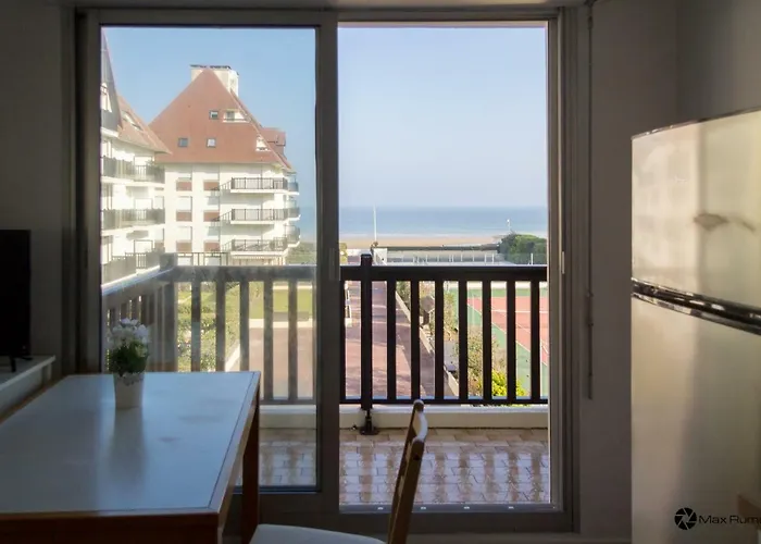 Moderne Acces Plage, Piscine Et Tennis Апартаменты *